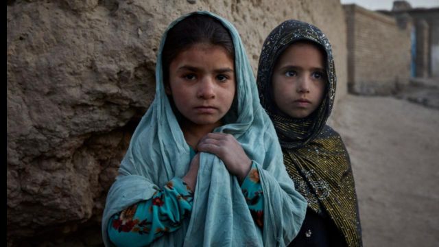 "القلب الكبير" تطلق حملة "دفء شتائهم" لمساعدة العائلات الأفغانيّة