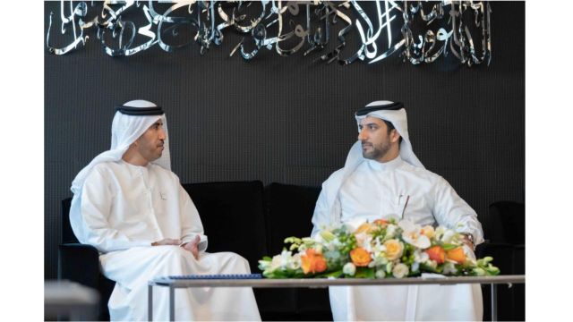 سلطان بن أحمد القاسمي يطلع على برامج وأنشطة مجلس تنافسية الكوادر الإماراتية
