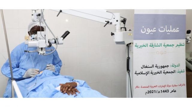 9852 مصابا بالعمى وأمراض العيون استفادوا من مساعدات خيرية الشارقة منذ 2007