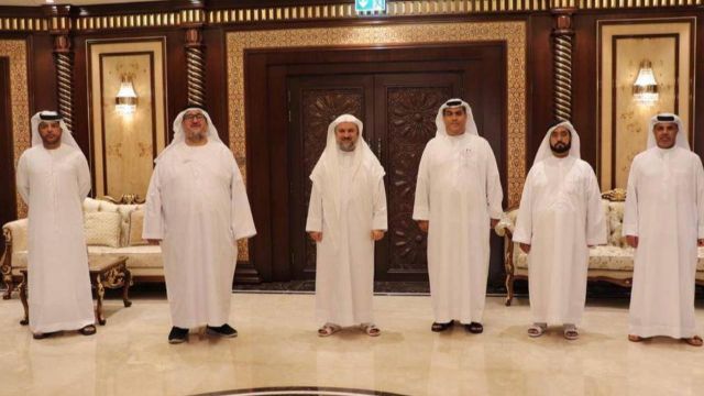 مجلس مدينة دبا الحصن يزور مجمع القرآن الكريم بالشارقة