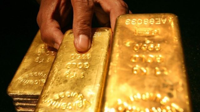 الذهب يصعد بفعل نزول الدولار