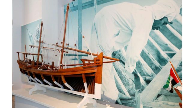 متحف الشارقة البحري يروي حكايات أهالي الإمارة مع البحر والصيد