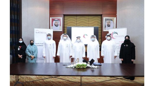 شراكة استراتيجية بين غرفة الشارقة وجمعية الإمارات للإبداع لتعزيز التعاون وتبادل الخبرات