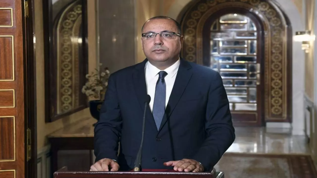 تونس.. رئيس الحكومة يعفي 5 وزراء من مهامهم