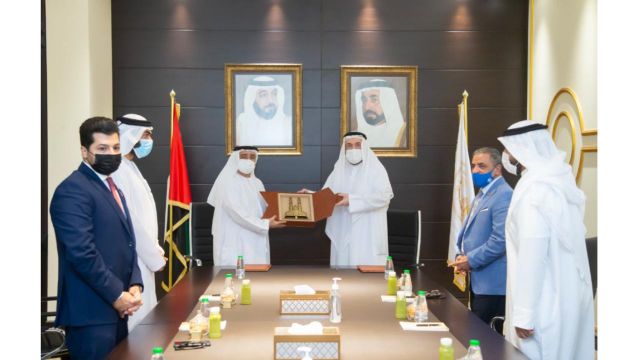 الجامعة القاسمية توقع اتفاقية تعاون مع مركز الإمارات لدراسات حقوق الإنسان