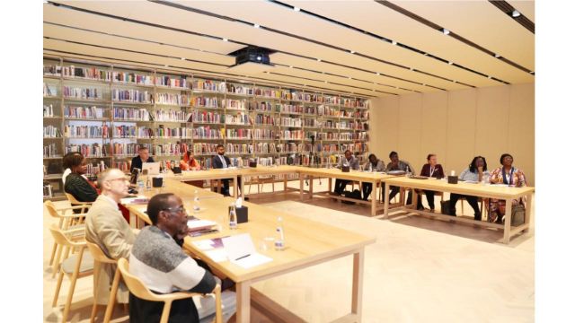 لجنة "الصندوق الإفريقي للابتكار في النشر" تعقد اجتماعها بالشارقة