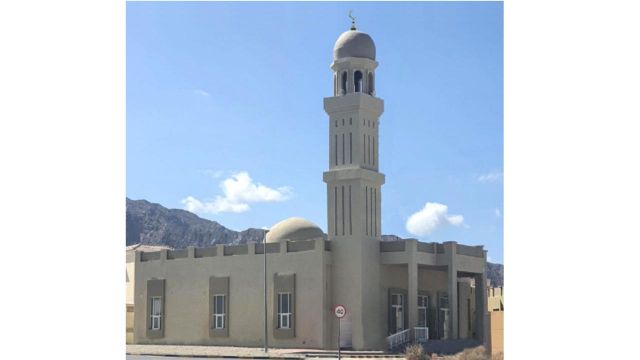 "إسلامية الشارقة" تفتتح مسجد القرطبي بخورفكان