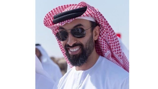 أمير قطر يستقبل وفدا برئاسة طحنون بن زايد.