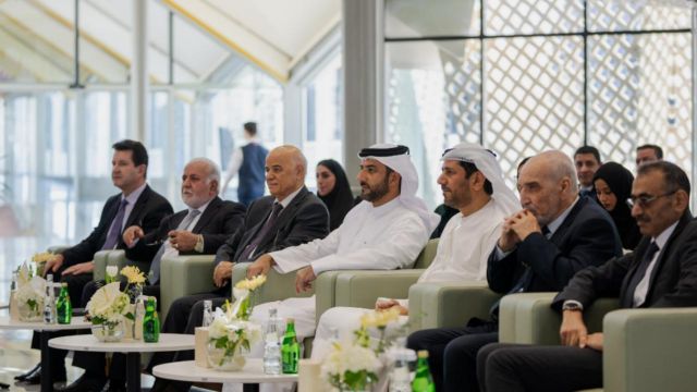 سلطان بن أحمد القاسمي يشهد حفل تخريج الدفعة الثانية لمبادرة قادة المستقبل الإماراتيين بجامعة الشارقة